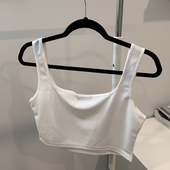 Top - Picture 2 of 2